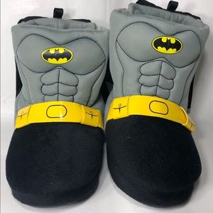 Batman Kids Slippers With Cape Size Large 9-10